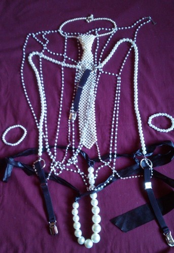 Burlesque miss pearl - miss,