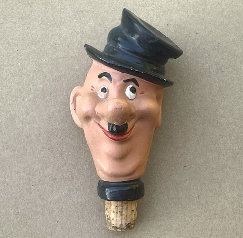 Alte kappe burlesque kopf - kopf",